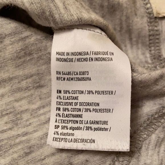 🦅 AEO Active Flex Gray Colour-Block Basic T-Shirt - Picture 8 of 9